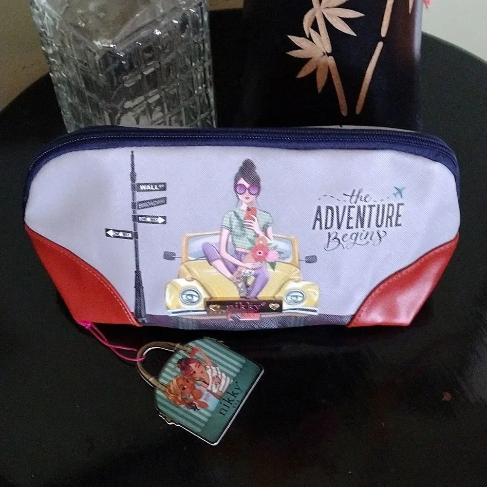 Nikky Pop Generation Fun‎ Begins XL Vegan Travel Makeup Case NWT